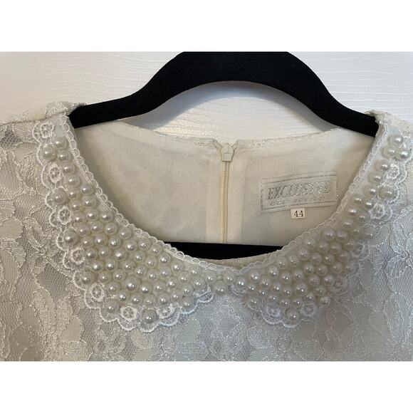 Exclusive Collection Elegant Pearl Collar Junior’s Size 44 Pearl and Lace Dress - Picture 3 of 9